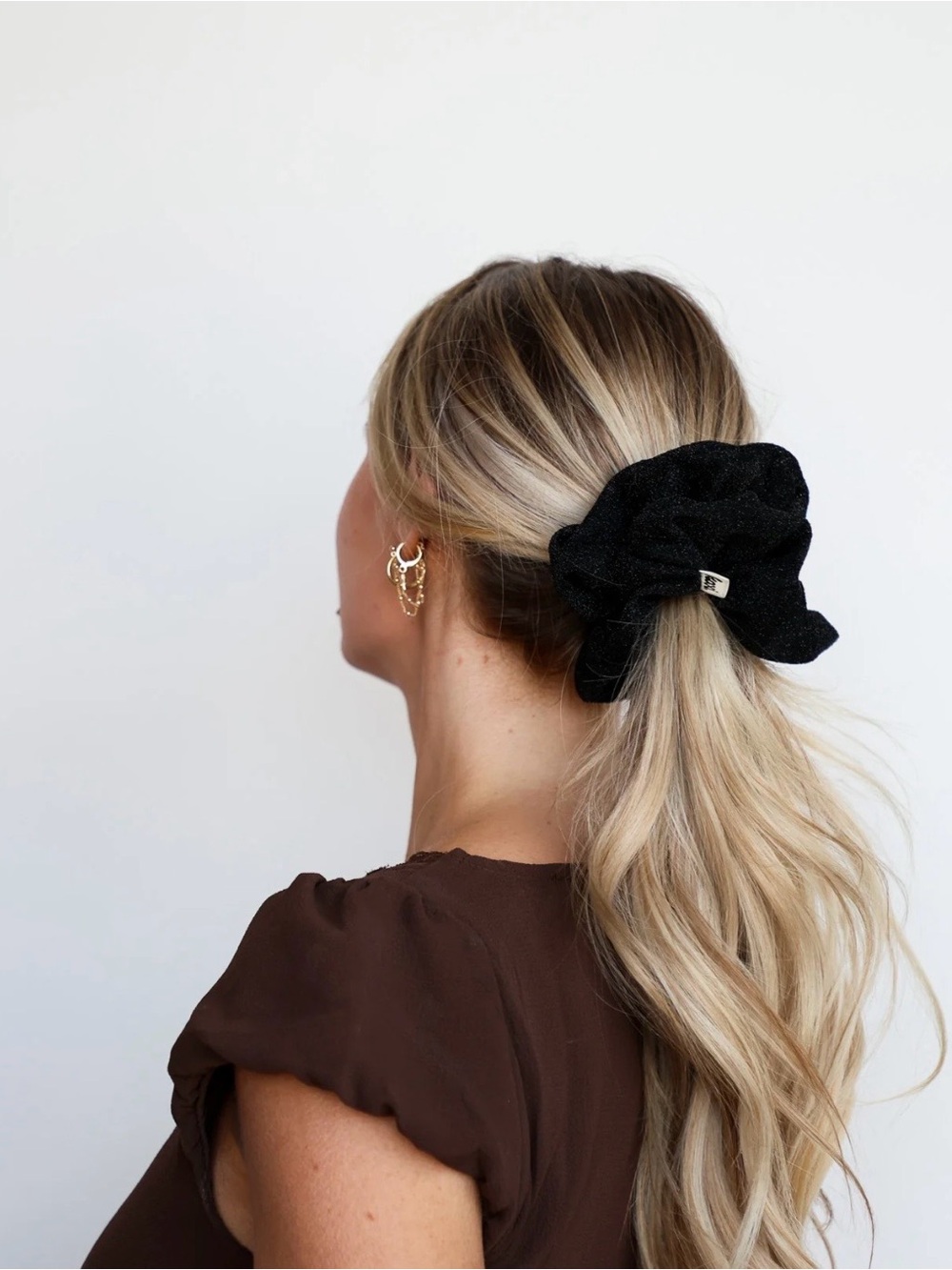 NWOT [Size OS] - Kaxi Black Glitter Oversized Scrunchie
